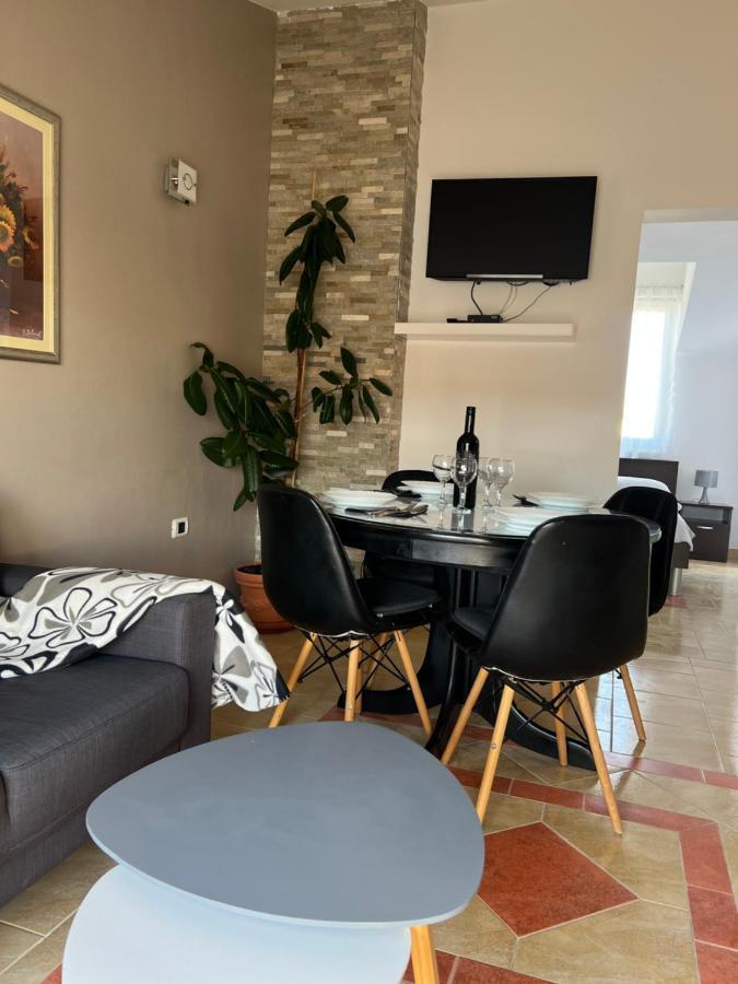 Apartmani M&L Μεντουλίν Εξωτερικό φωτογραφία