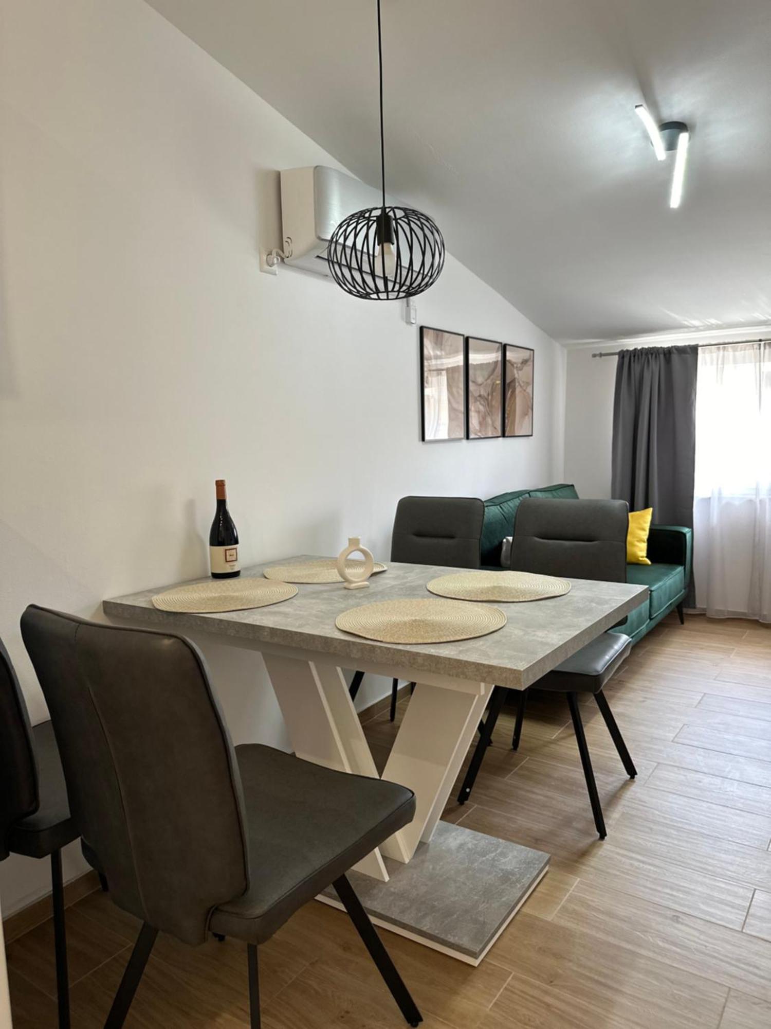 Apartmani M&L Μεντουλίν Εξωτερικό φωτογραφία